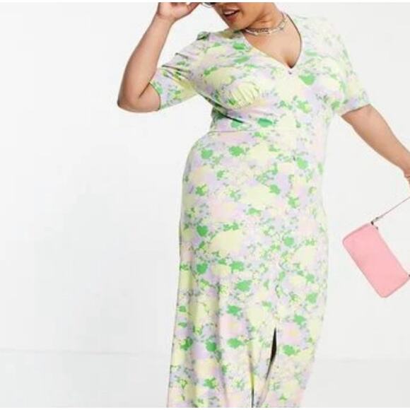 Asos Curve Button Through Dress in Pastel Floral - Picture 2 of 6
